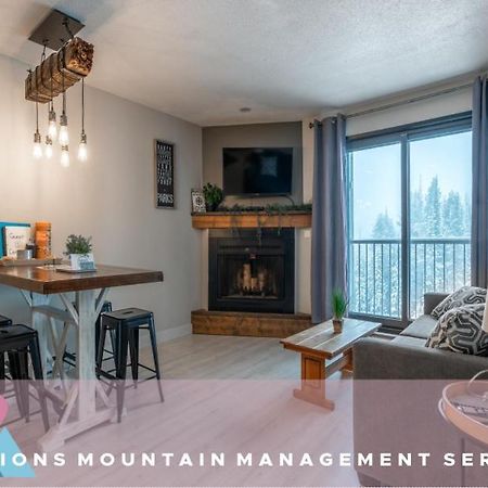 Nest On Perfection - Newly Renovated Ski In Ski Out Mountain View Condo Big White エクステリア 写真