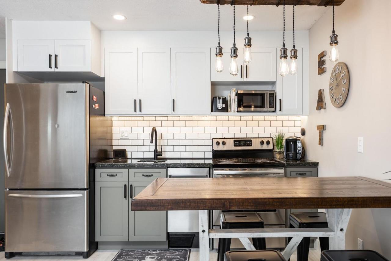 Nest On Perfection - Newly Renovated Ski In Ski Out Mountain View Condo Big White エクステリア 写真