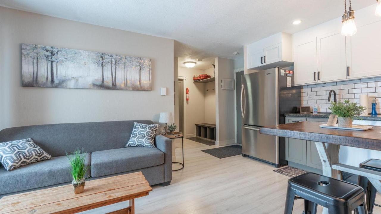 Nest On Perfection - Newly Renovated Ski In Ski Out Mountain View Condo Big White エクステリア 写真