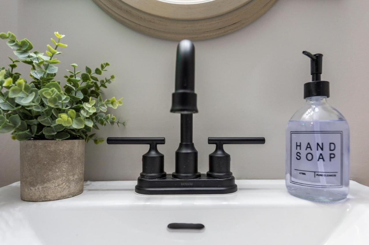 Nest On Perfection - Newly Renovated Ski In Ski Out Mountain View Condo Big White エクステリア 写真