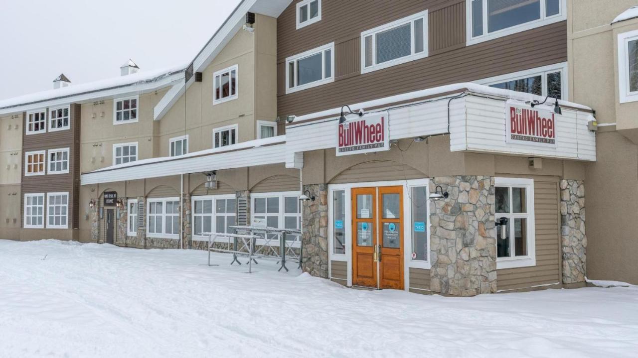 Nest On Perfection - Newly Renovated Ski In Ski Out Mountain View Condo Big White エクステリア 写真
